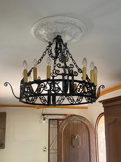 Ch (1506) Ancien lustre en fer forgé - Barrois Antiques