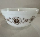 Pyrex Town & Country #403 Glass Mixing Bowl 9W x 4"H Brown on White #3081