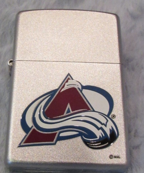 VINTAGE NEW MADE IN USA COLORADO AVALANCHE 2000 NHL BRUSHED CHROME ZIPPO LIGHTER