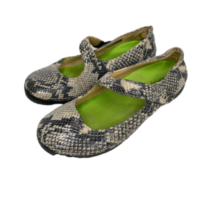 Vionic Python Mary Jane Flats Wide Size 9.5 - image 1