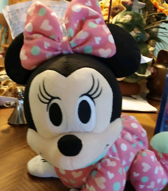 disney baby minnie mouse musical crawling pal plush