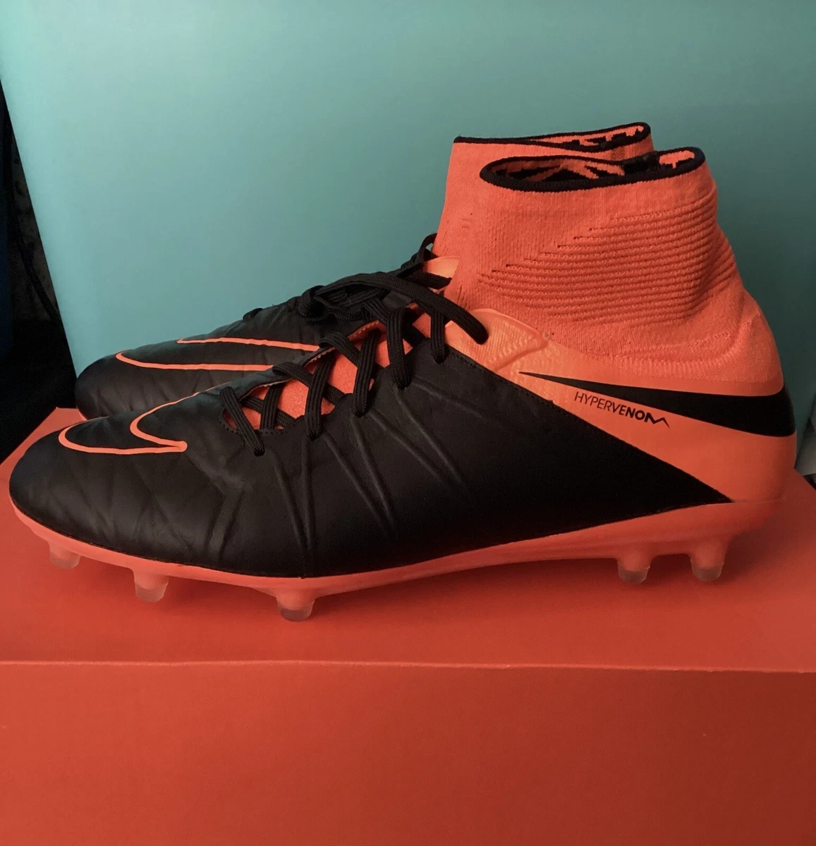 Nike hypervenom hotsell black black