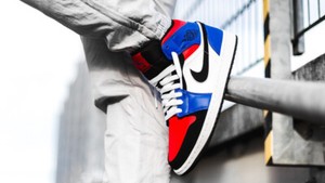 aj1 mid top 3