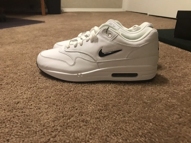 air max black diamond