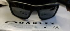 Oakley Fuel Cell Black Iridium Lens men 0009096 New with box