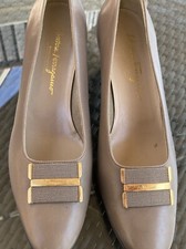 Salvatore Ferragamo Vintage Leather Pumps Gold Tan Ribbon Tan Size 10.5 B