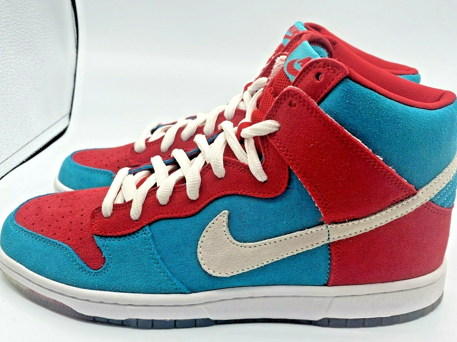 bloody gum dunks
