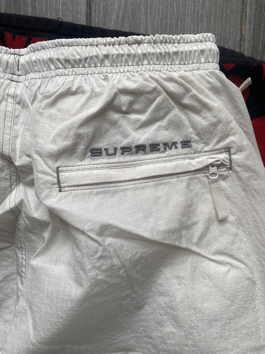 Supreme Nike Ripstop Track Pants size Medium | eBay Supreme Nike Ripstop Track Pants size Medium | eBay