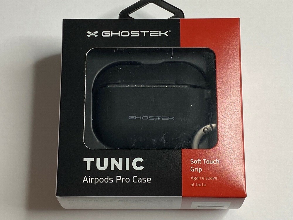 Tunic Black Apple AirPods Pro Case Silicone Cover with Keychain