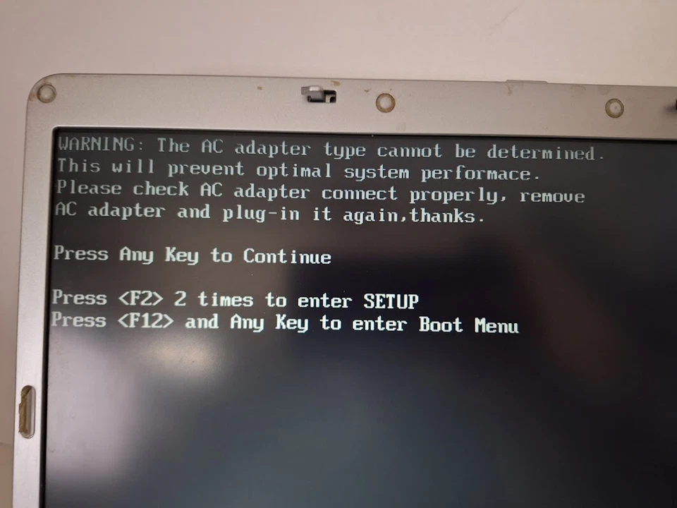 Dell Inspiron 1501 AMD Sempron 3500+ Windows Vista - Para peças - Imagem 3 de 4