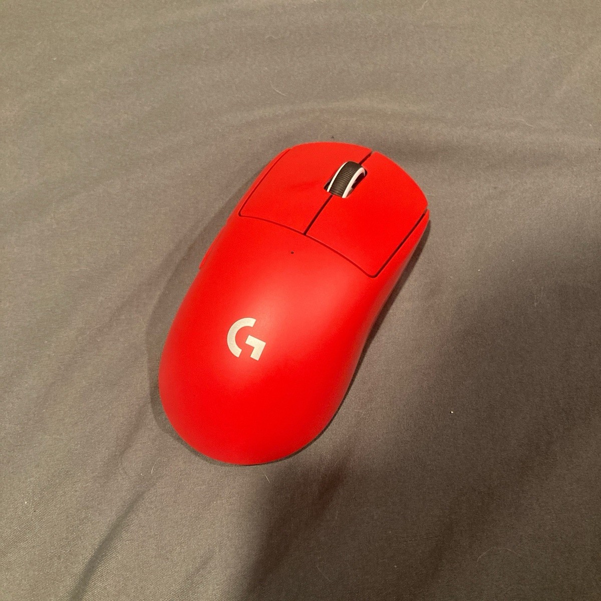 Logitech superLight レッド Logitech PRO X SUPERLIGHT wireless mouse now available in