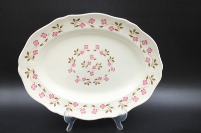 Wedgwood of Etruria St. Moritz Servierplatte Platte elfenbein Blumen Vintage