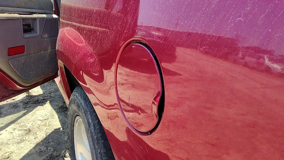 Ford Explorer 1994 puerta del tanque de combustible con bisagra tapa de gasolina OEM relleno rojo Foto 4 de 4