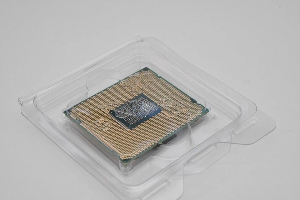 Intel Core i9-7900X 3.30GHz 10 Core (CD8067303286804) Processor - Image 2 of 2