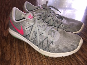 nike running flywire