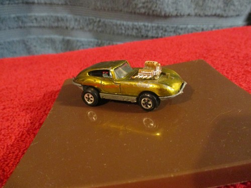 Vintage 1970 Johnny Lightning JUMPIN JAG Yellow Gold Hard To Find Color - Picture 5 of 9