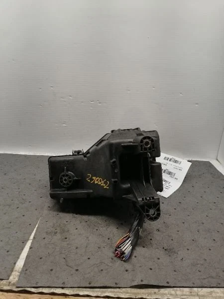 Caja de conexiones de fusibles motor compatible con 03-05 RAV4 1068966 Foto 4 de 4