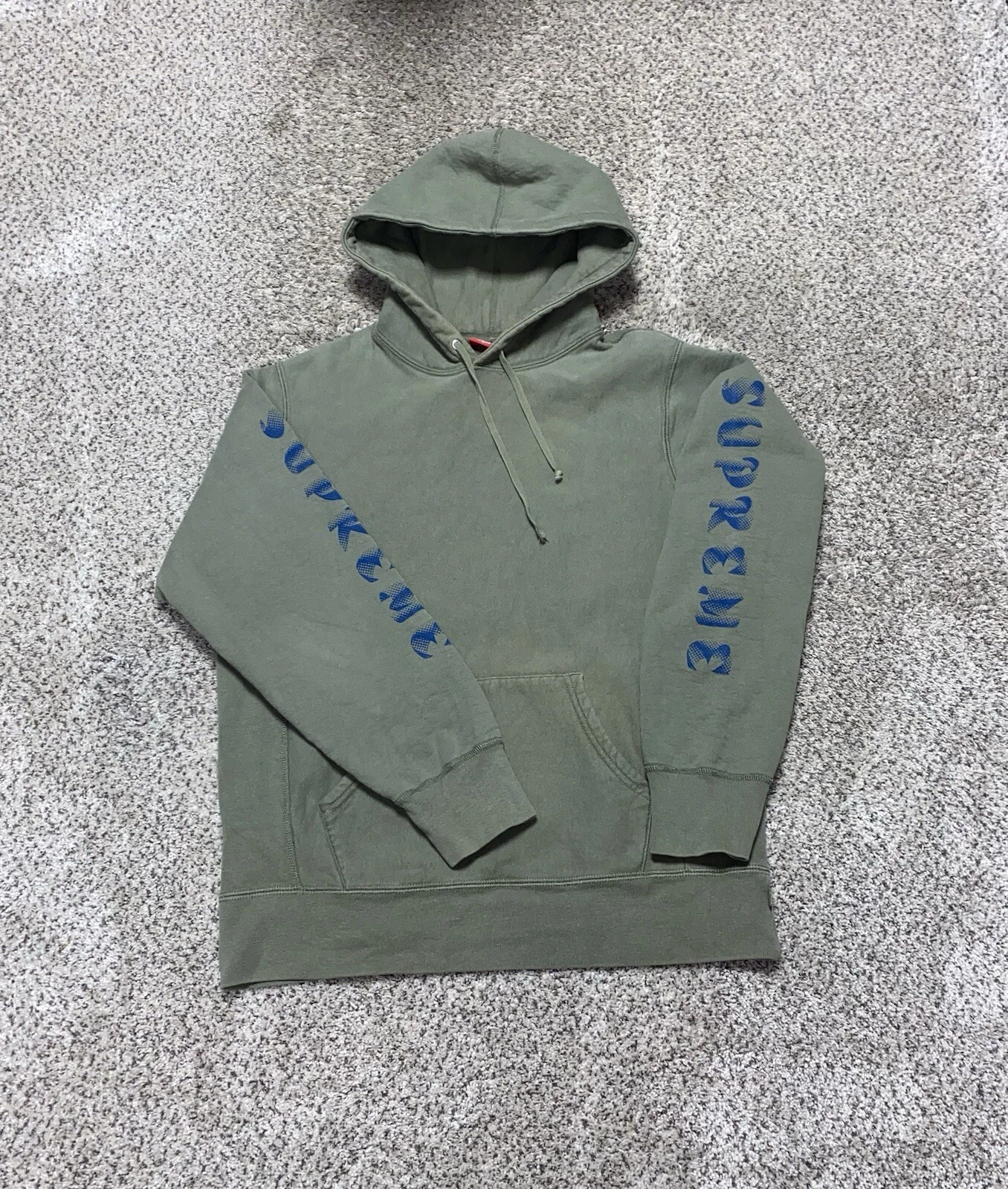 Sweat à capuche Supreme manches dégradées logo cordon FW2018 homme taille Medium olive