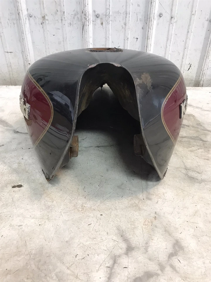 82 Kawasaki KZ 1100 KZ1100 D Spectre petrol gas fuel tank - Image 4 of 4