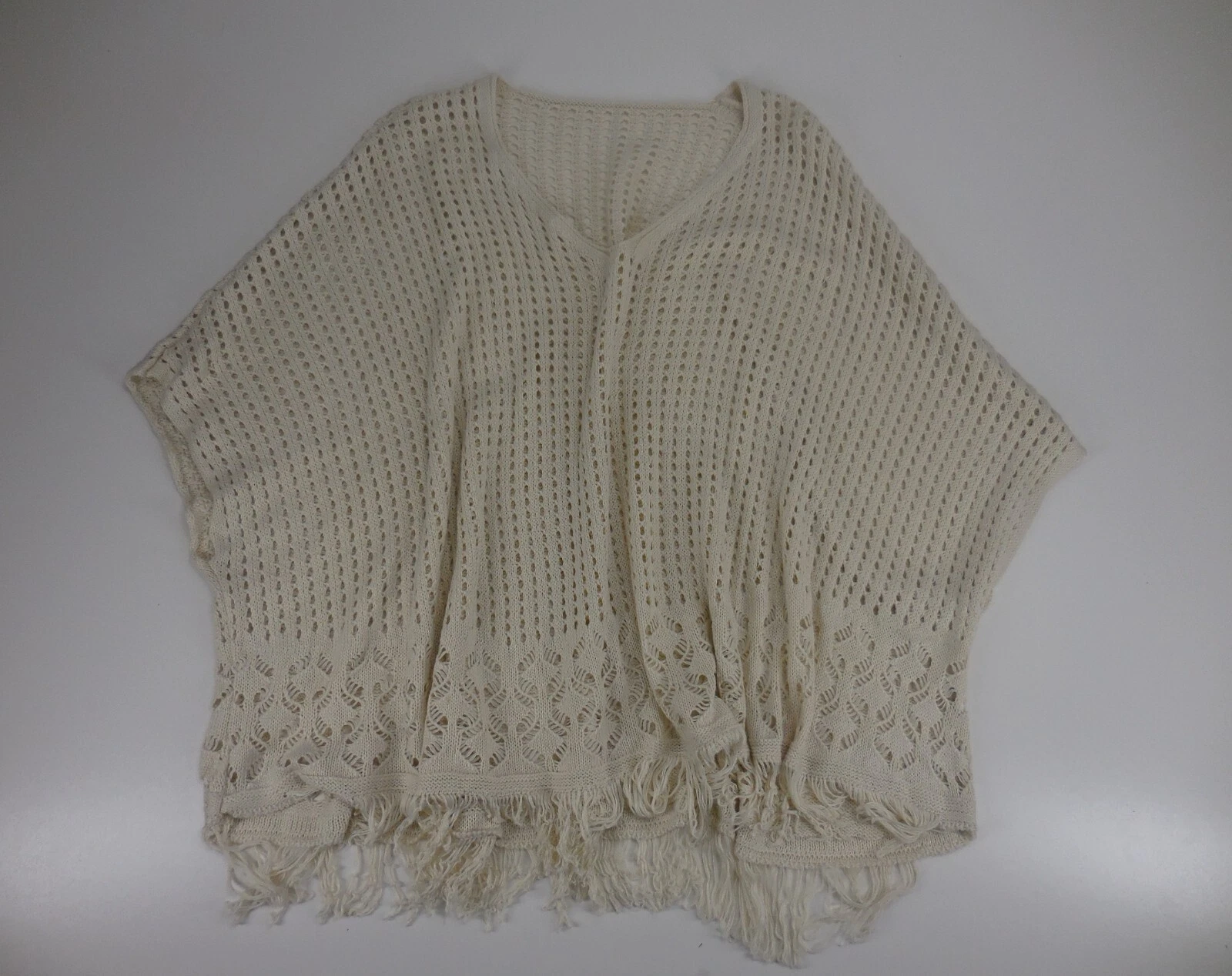 Women's (B2-033) Size Medium Crochet Poncho Shawl Boho Fringe Asymmetrical Hem..