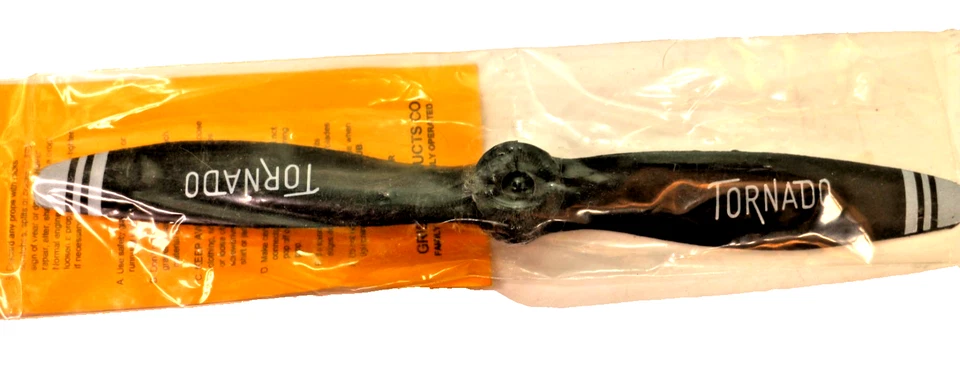 Hélice de 2 palas para tractor Tornado tamaño 8-4 parte #4100 nueva en paquete Foto 3 de 4