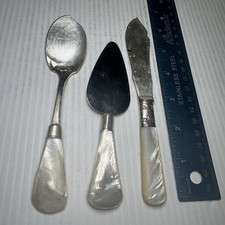 VINTAGE SERVING SET 3 PCS. W/STERLING SILVER HANDLE JOINERS - M.O.P. HANDLES