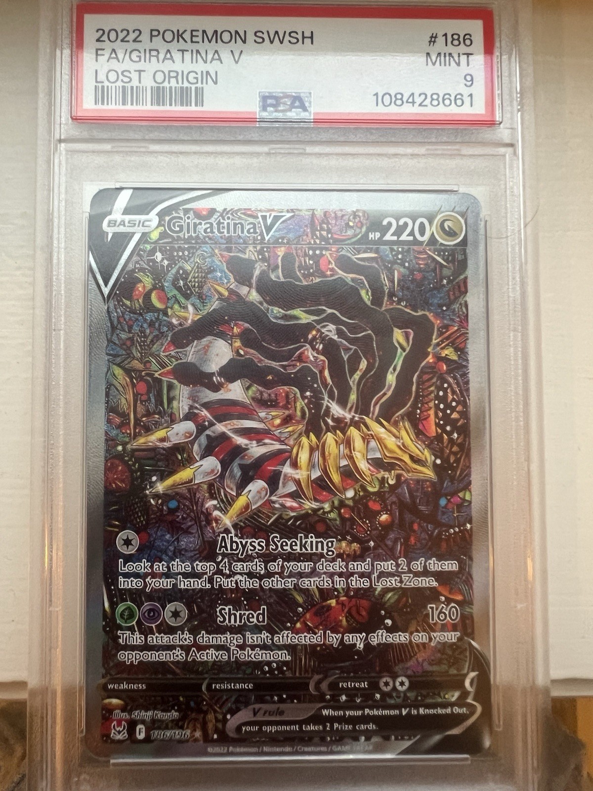 Pokémon Giratina v 186/196 Alt Art Lost Origin Mint 9 CGC PSA Ultra Rare Holo