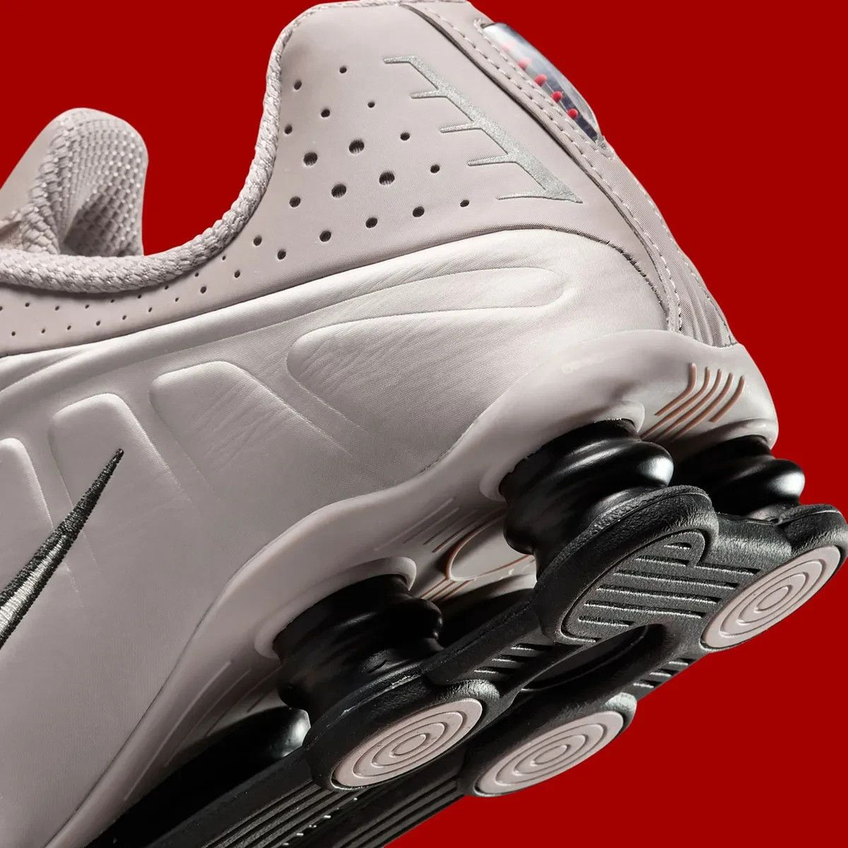 Nike Shox R4 College Grey Size 10 IH0265 009 Nike Shox R4  main image 4