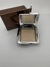 Hourglass ambient strobe lighting powder - brilliant strobe light 