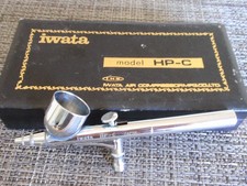 Iwata Hp-c Professional Airbrush With Original Box Iwata Hp-c Professional Airbrush With Original Box