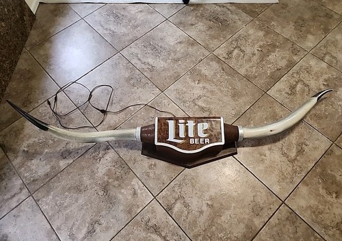 RARE Miller Lite Beer Advertisement Longhorn Wall Mount Lighted Sign Vintage 75"