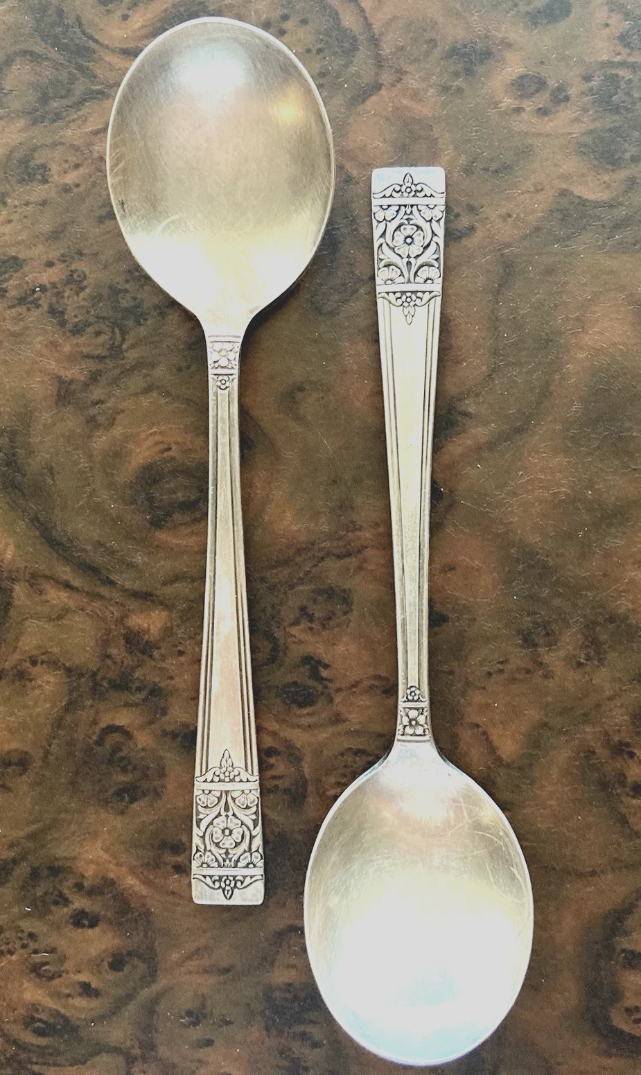 National Silver Co. Coronation King Edward Soup/Serving Spoons Plated 7” (2)