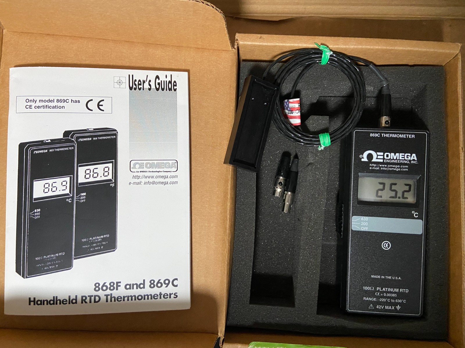 Omega Engineering 869C Platinum RTD Thermometer