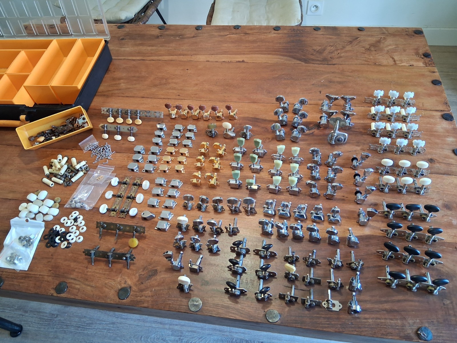 LOT MECANIQUES GUITARE