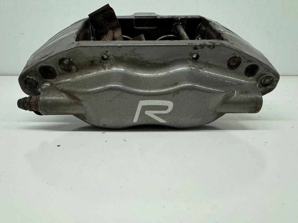 04-07 Pinza de freno trasera derecha Volvo S60R V70R Brembo (núcleo reconstruible) 8602685 Foto 2 de 4