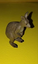 "NEW"  YOWIE Collectible...Black Flanked Rock Wallaby