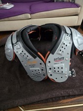 Schutt XV HD Football Shoulder Pad Small 16-17" Padded Adjustable QB Pads