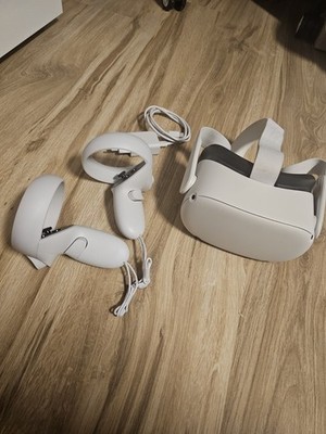 Meta Quest 2 Standalone VR-Headset weiß, 2 Controller, USB-C Ladekabel