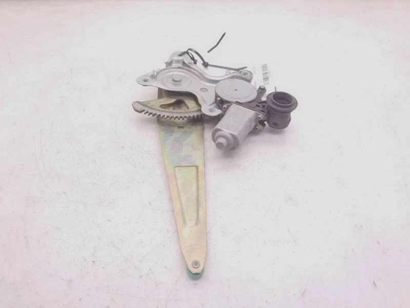 01-05 REGULADOR VENTANA ELÉCTRICO PUERTA PASAJERO TRASERO IZQUIERDO TOYOTA RAV 4 Foto 2 de 4