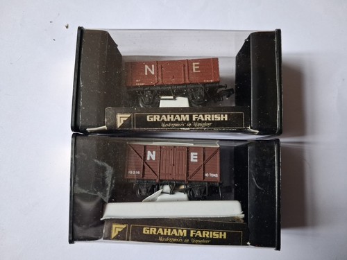 Graham Farish Spur N N.E 12T Planken offener Waggon & N.E 10T geschlossener Van 15216  | Condition: Used