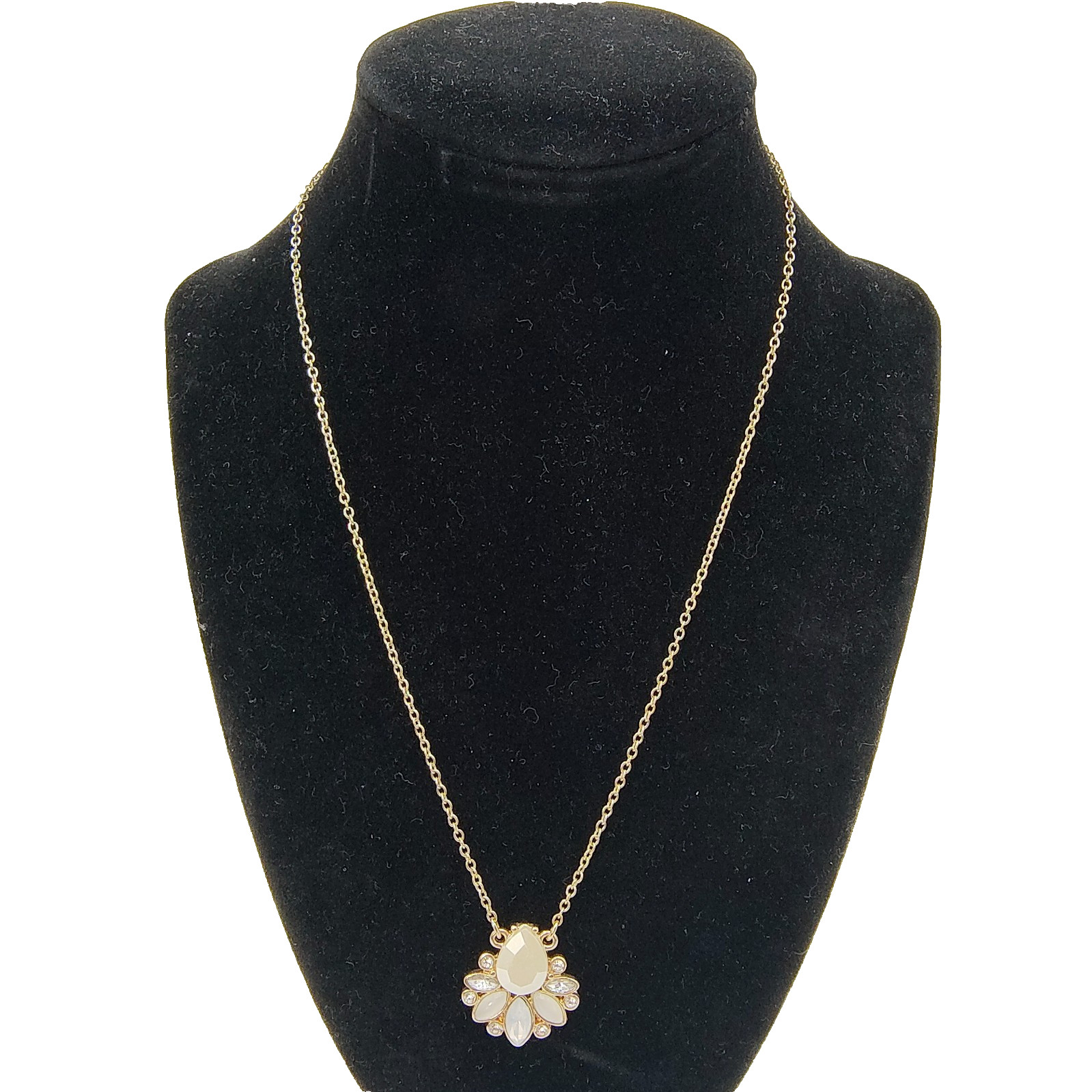 Premier Designs Rhinestone Cluster Necklace Gold Tone Soft Romanticism Heirloom