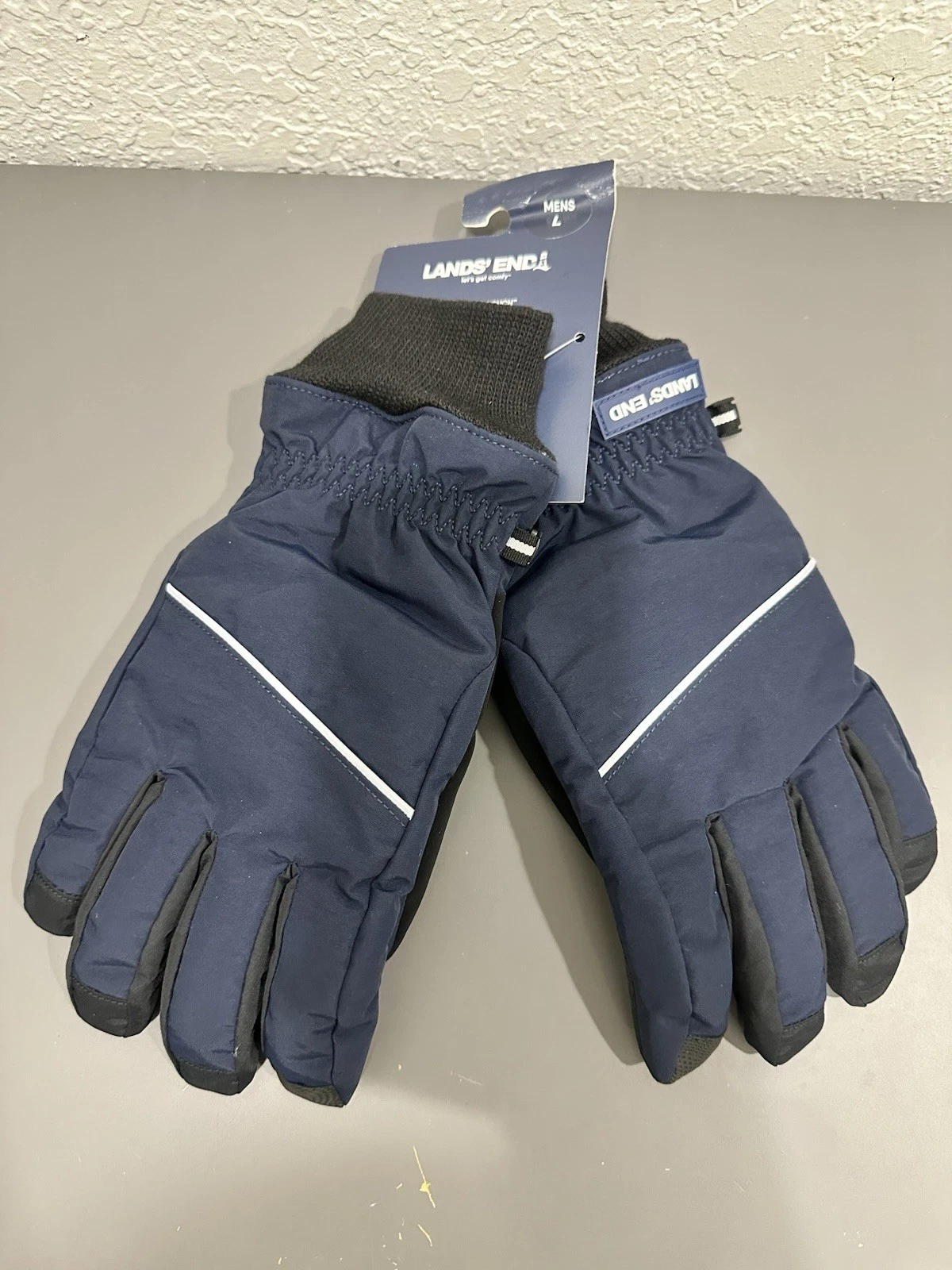 Lands End Squall EZ Touch Insulated Winter Gloves Blue/Black Size Men’s Large
Opens in a new window