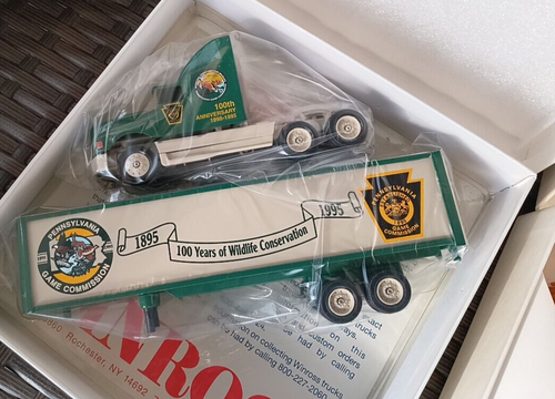 1 FIRST GEAR 3 WINROSS Tract Trailer 3 Ertl Banks 1 Hamilton realtree - Picture 12 of 23