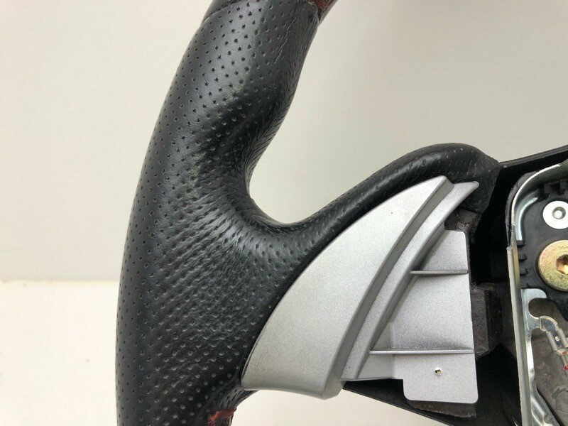 NISSAN V35 Skyline Z33 Fairlady Z Genuine Option MOMO Steering