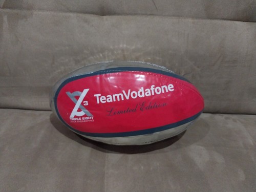 V8 Supercars Signed Football Team Vodafone Craig Lowndes & Jamie Whincup 888 AFL - Picture 4 of 5