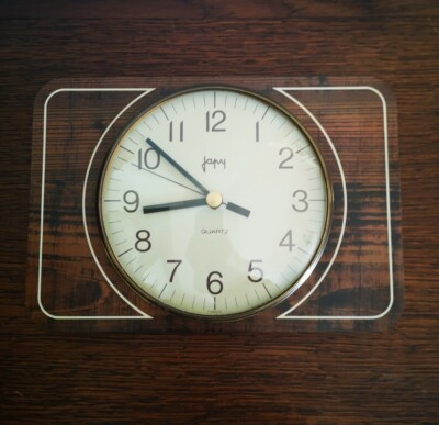 Horloge electrique Japy 1960 fond noir