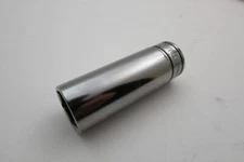 SNAP ON TOOLS  11/16" DEEP SOCKET -- 6 POINT -- 3/8" DRIVE - SFS221 - BRAND NEW!