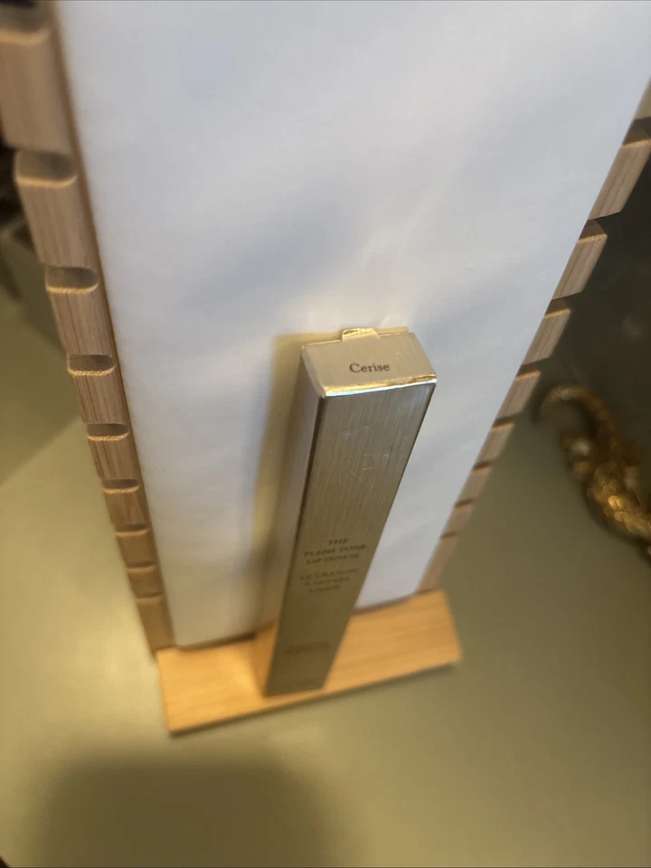 Kevyn Aucoin The Flesh Tone Lip Pencil Long-Lasting – Cerise – 0.12 oz – NIB - Image 3 of 3