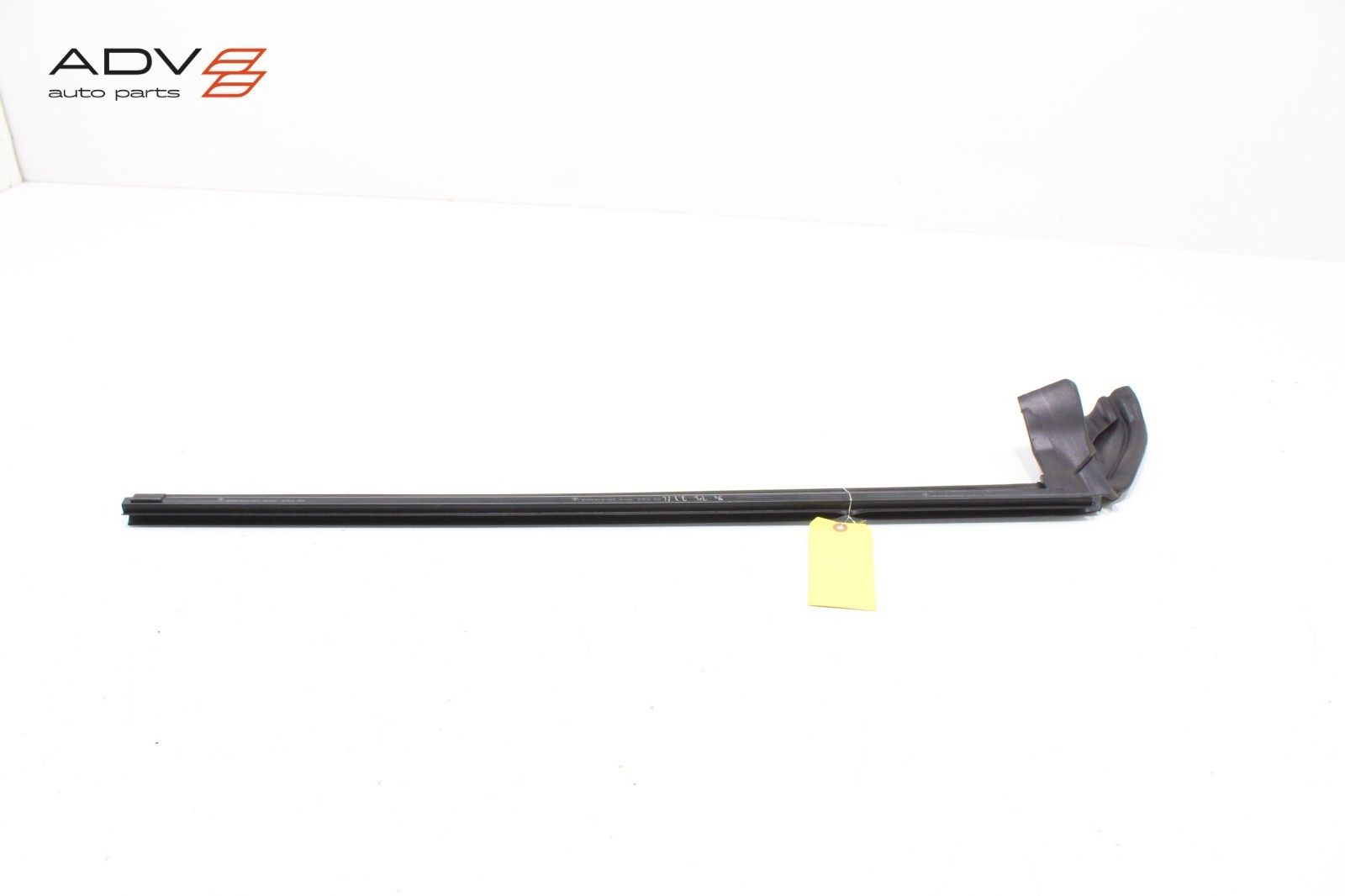 12-18 BMW 650i 640i F13 LEFT SIDE DOOR WINDOW INNER WEATHERSTRIP SEAL OEM