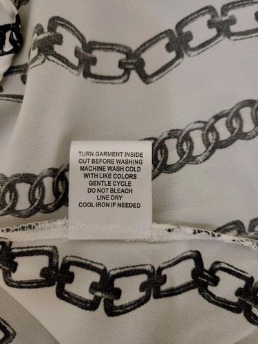 Black & White Chain Print Long or 3/4 Sleeve Top. NWT. Large Como Black. - Picture 17 of 17